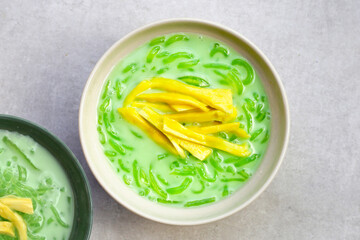 Rice noodles dessert with coconut milk cream