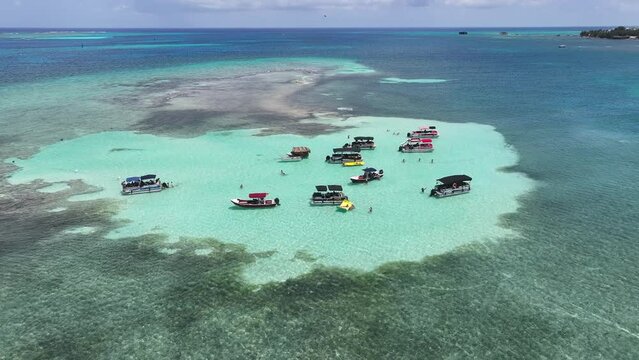 El Palito Island At San Andres Providencia Y Santa Catalina Colombia. Colombian Caribbean Beach. Blue Sea Background. San Andres At Providencia Y Santa Catalina Colombia. Tourism Landscape.