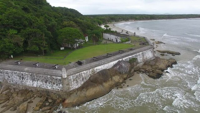 Fortaleza de Nossa Senhora dos Prazeres de Paranagu&aacute;, built in 1767; and Fortaleza Beach, na Ilha do Mel (Honey Island) - Paranagu&aacute;, Paran&aacute;, Brazil