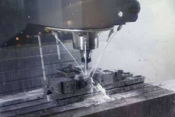Auto CNC turning with robot drill milling factory with water coolant streams