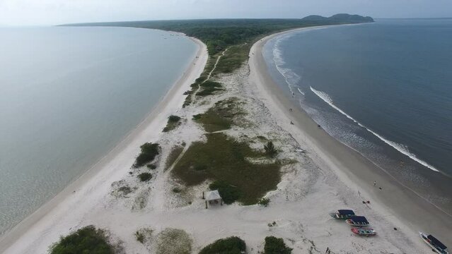 Praia do Istmo, Ilha do Mel - Paranagu&aacute;, Paran&aacute;, Brazil