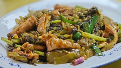 stir-fried pork sausage