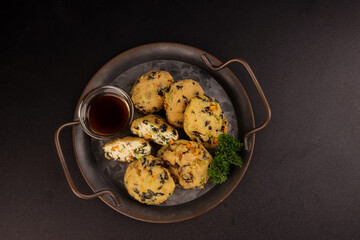 Ganmodoki is Japanese Fried Tofu Patties with Hijiki Seaweed, Shitake and Edamame.