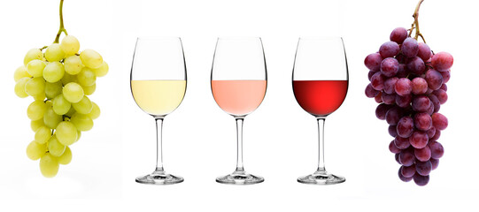 Weißwein-, Roséwein- und Rotweinglas mit Weintrauben isoliert auf weissem hintergrund