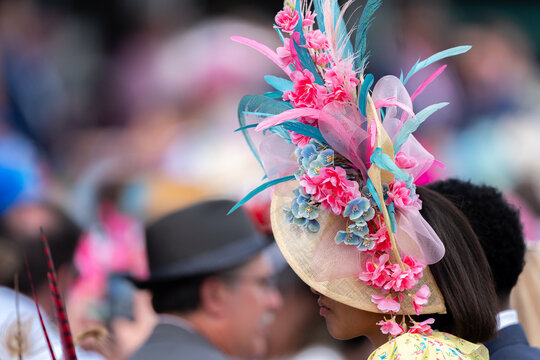 a large fancy horse racing hat
