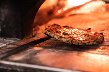 Pizza into the Pizza pot