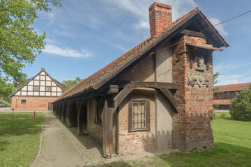 Fototapeta premium Stare zabudowy na terenie Malborka w Polsce