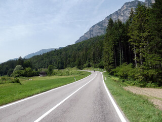 SS421 zwischen Ponte Arche und Ballino