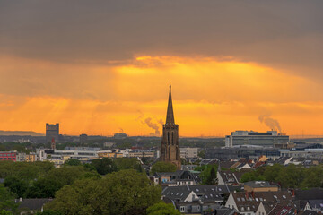Fototapeta premium Über den Dächern von Köln