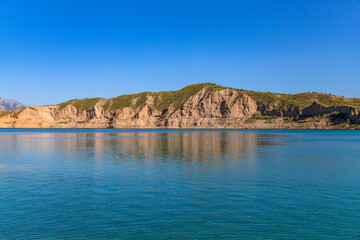 Obraz premium Lake Negratin reservoir