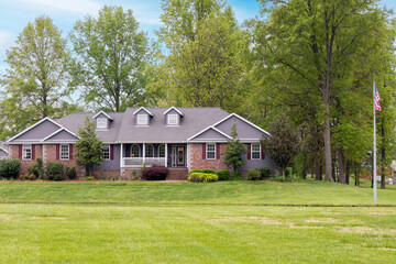 Obraz premium house on the hill