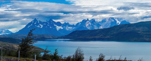 Majestic Mountain Range Overlooking a Serene Blue Lake