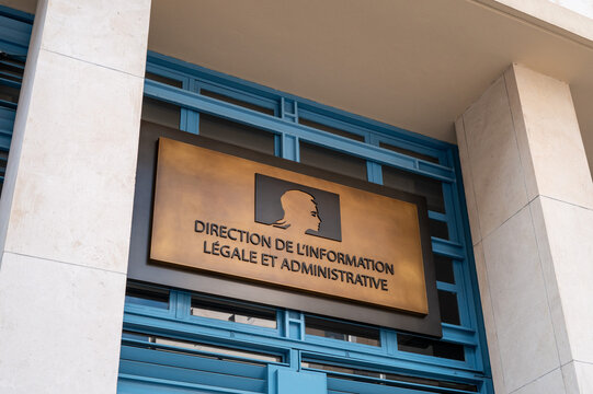 Direction de l'information l&eacute;gale et administrative