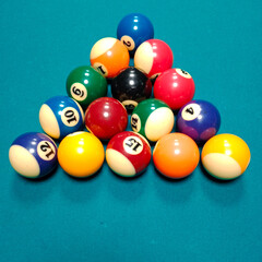 billiard balls
