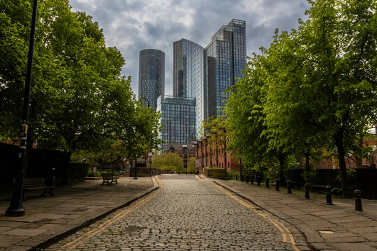 old city street in downtown manchester