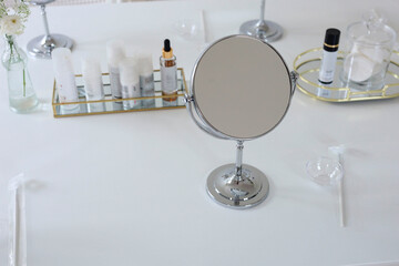 Mirrors and cosmetics for cosmetologist's master class