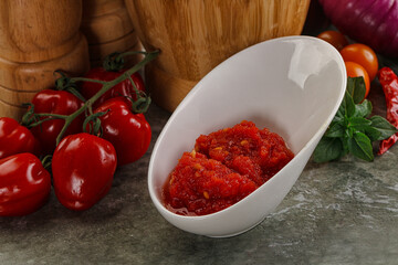 Fresh tomato puree pasta sauce
