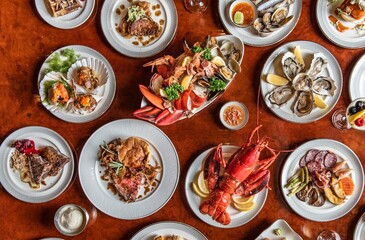 Variation of Grilled Prawns and Salmon with Fresh Lemon