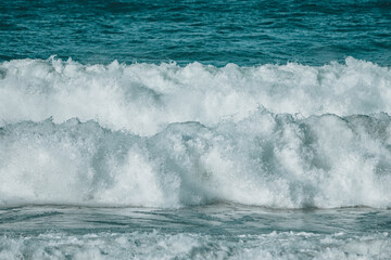 파도가 강한 바다