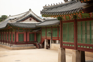 Obraz premium Exterior of the wooden buildings in the palace of Joseon Dynasty