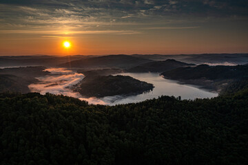 Jezioro Rożnowskie zapora wodna, wschód słońca, małopolska, Poland © Maciej G. Szling
