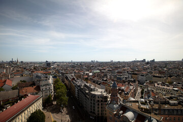 Fototapeta na wymiar Blick über Wien vom Restaurant 360 Grad Ocean Sky Wien