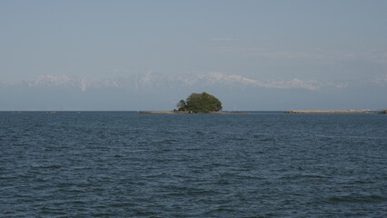 富山県氷見市の唐島