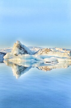 frozen lake in iceland. glacier lagoon