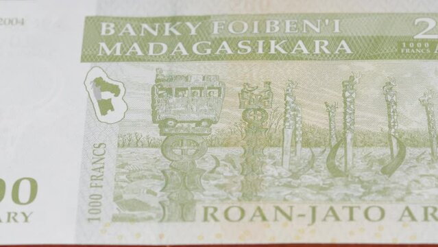 200 Madagascar ariary national currency money legal tender banknote bill 1