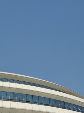Extertior curtainwall, aluminium facade, glass panel, aluminum panel sky background