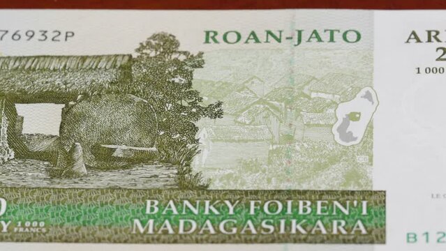 200 Madagascar ariary national currency money legal tender banknote bill 2