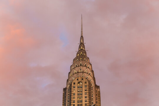 Chrysler Building and sunset sky, Central Manhattan, New York, USA