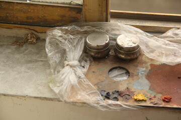 Classic Window Palette: Embracing Artistic Traditions