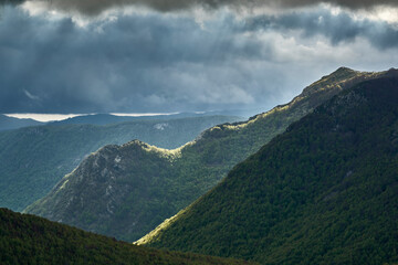 Fototapeta premium Storia di un tramonto indimenticabile sul Monte Viperella / campo Staffi , Filettino (FR)