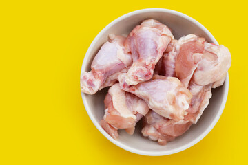 Fresh raw chicken wings (wingstick)