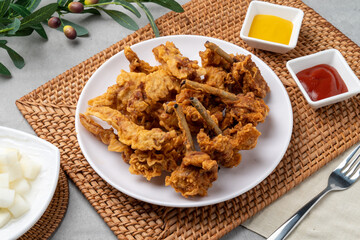 Fried, chicken, seasoning, duck, half-and-half, fried, chicken, Korean, mustard, sauce, radish, soy sauce, garlic,