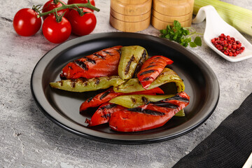 Grilled Bell Pepper - green and red