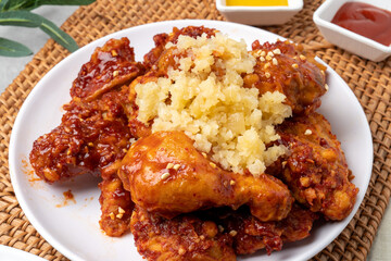 Fried, chicken, seasoning, duck, half-and-half, fried, chicken, Korean, mustard, sauce, radish, soy sauce, garlic,