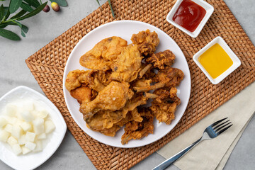 Fried, chicken, seasoning, duck, half-and-half, fried, chicken, Korean, mustard, sauce, radish, soy sauce, garlic,
