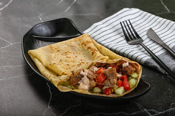 Pancake with chicken and vegetables