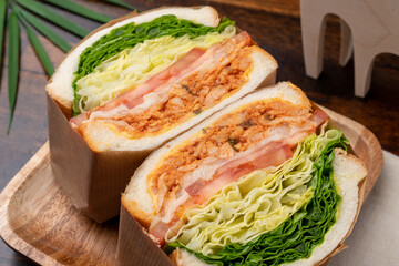 Chicken breast, salad, berry, sandwich, cleanberry, hot chicken, bulgogi, egg, kaya toast, pasta, vegetable, grapefruit, ade, spaghetti