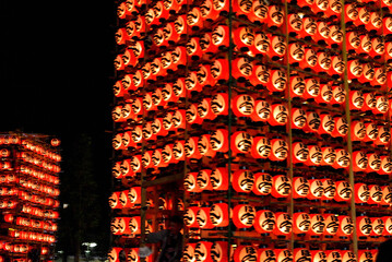 毎年7月に行われる久喜市の提灯祭り