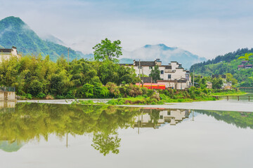 Obraz premium Ancient Towns, Ancient Buildings, and Rivers in the Mountainous Areas of Anhui Province, China 