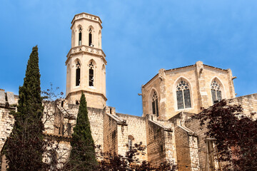 Die Kirche Iglesia de San Pedro in Figueras, Spanien