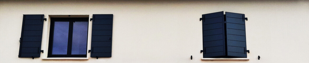 Modèle de volets aluminium modernes