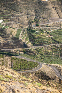 Panoramic view of the road that connects Los Llanos and the El Time viewpoint on the island of La Palma.