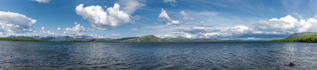 Troneträsk See  bei Absiko nationalpark in schweden