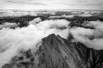 fog in the top of mountains