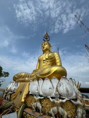 Obraz premium Big buddha statue at Wat Tham Suea, Krabi