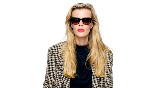 photo of beautiful woman with blonde hair and sunglasses posing for picture, generative AI